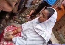 10 हजार में बच्चे का सौदा, बच्चा चोरी के आरोप में महिला पकड़ी गई, लोगों ने किया हंगामा