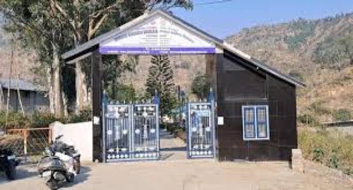 जवाहर नवोदय विद्यालय पंडोह में 9वीं व 11वीं कक्षा में पार्श्विक प्रवेश के लिए आवेदन आमंत्रित