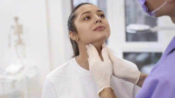 थायराइड कंट्रोल करने के लिए अपनाएं ये 3 आसान जीवनशैली बदलाव, कुछ ही दिनों में नजर आएगा फर्क