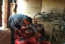 अंबाला में गैस चोरी करने वाला गिरोह पकड़ा, 116 सिलेंडर जब्त अंबाला में गैस चोरी करने वाला गिरोह पकड़ा, 116 सिलेंडर जब्त