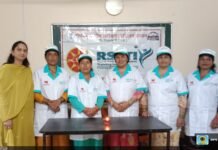 चैलचौक में शुरू हुआ 12 दिवसीय मोमबत्ती निर्माण प्रशिक्षण पंजाब नेशनल बैंक ग्रामीण स्वरोजगार प्रशिक्षण संस्थान (आरसेटी) मंडी द्वारा ग्राम पंचायत चैलचौक में सोमवार को मोमबत्ती बनाने का 12 दिवसीय