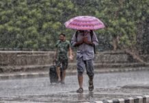 प्रदेश में भारी बारिश से दो की मौ*त, आज से चार दिन ऑरेंज अलर्ट प्रदेश में भारी बारिश से दो की मौ*त, आज से चार दिन ऑरेंज अलर्ट