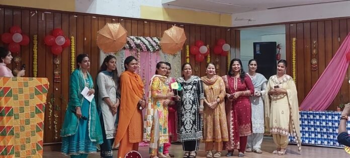 मुख्यमंत्री श्री भगवंत सिंह मान के नेतृत्व वाली पंजाब सरकार और ज़िला प्रशासन हर वर्ग के विकास के लिए दिन-रात मेहनत कर रहे हैं। इसी कड़ी के तहत महिलाओं के विकास