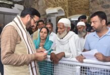 मुख्यमंत्री नायब सिंह सैनी ने हर घर तिरंगा अभियान के तहत संत कबीर कुटीर में लगाया तिरंगा मुख्यमंत्री नायब सिंह सैनी ने