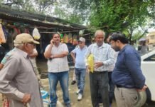 शाम चौरासी विधान सभा क्षेत्र में विकास का कोई भी काम नहीं छोड़ा जाएगा अधूराः डा. रवजोत सिंह स्थानीय निकाय मंत्री डॉ. रवजोत सिंह ने गांव ढोलवाहा अड्डा से गांव कूकानेट तक जाने वाली सड़क का स्वयं मौके पर पहुंचकर कार्य की शुरुआत का