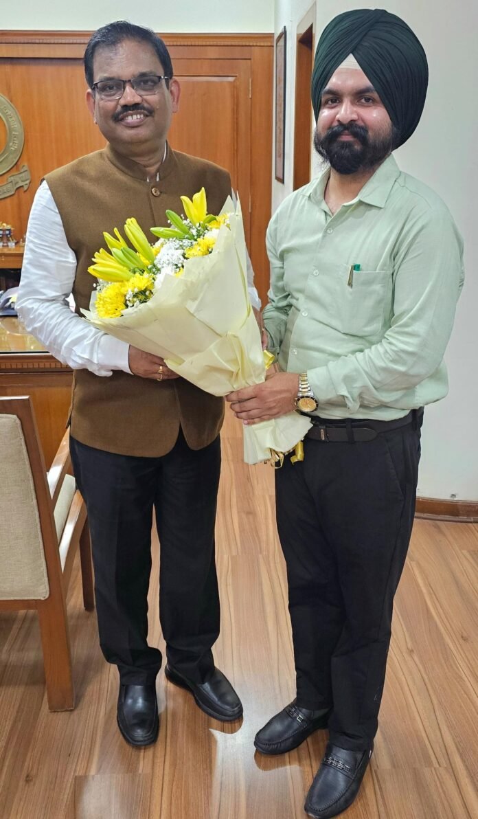 Meeting of Punjab State Scheduled Castes Commission Member Mr. Gurpreet Singh Ittanwali with the Chief Secretary