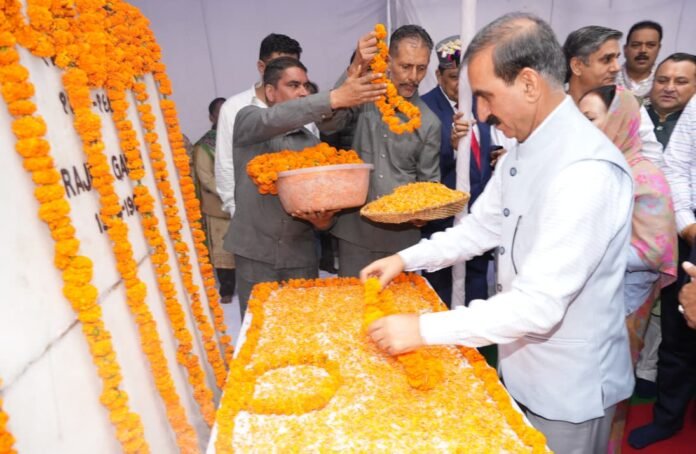 मुख्यमंत्री ने पूर्व प्रधानमंत्री