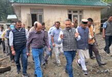 109 पूर्ण क्षतिग्रस्त स्कूलों के लिए प्रथम चरण में 16 करोड़ स्वीकृत, बरसात बाद शुरू होगा निर्माण शिक्षा मंत्री रोहित ठाकुर ने मंगलवार को आपदा प्रभावित सराज क्षेत्र का दौरा कर निहरी सुनाह पाठशाला, डिग्री कॉलेज लंबाथाच सहित कई क्षतिग्रस्त शिक्षण संस्थानों का