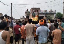Will stand with villagers in every difficult situation – Narinder Pal Singh Savna Due to continuous heavy rainfall in the past days, the water level has certainly risen, but MLA of Fazilka,