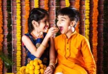 क्या आपकी बहन आपकी सबसे अच्छी दोस्त है? जानिए भाई-बहन की दोस्ती की 5 खास बातें क्या आपकी बहन आपकी सबसे अच्छी दोस्त है? जानिए भाई-बहन की दोस्ती की 5 खास बातें