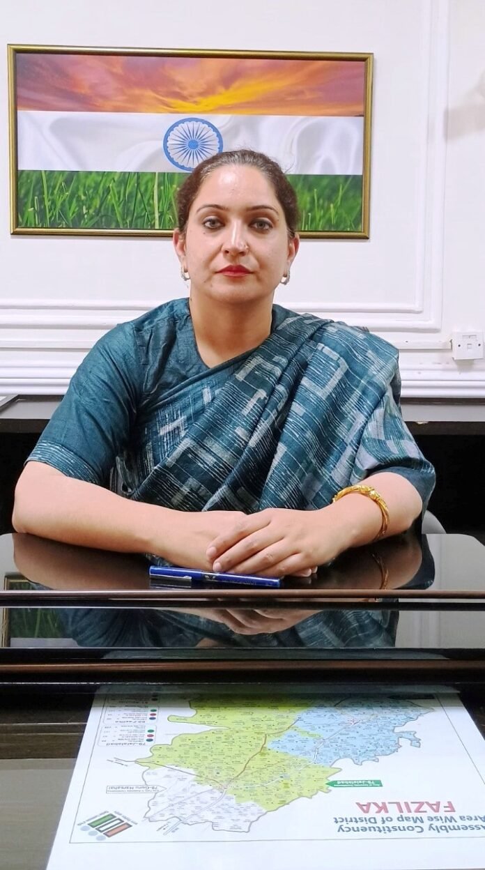 ज़िला मजिस्ट्रेट अमरप्रीत कौर संधू ने भारतीय नागरिक सुरक्षा संहिता 2023 की धारा 163 (पूर्व सीआरपीसी, 1973 की धारा 144) के तहत मिले अधिकारों