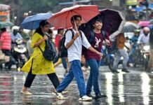 दिल्ली, चंडीगढ़ और हरियाणा में अगले चार दिनों तक भारी बारिश की चेतावनी, अलर्ट जारी दिल्ली, चंडीगढ़ और हरियाणा में अगले चार दिनों तक भारी बारिश की चेतावनी, अलर्ट जारी