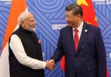 टैरिफ विवाद के बीच मोदी-जिनपिंग की अहम मुलाकात, 10 महीने बाद पहली द्विपक्षीय वार्ता टैरिफ विवाद के बीच मोदी-जिनपिंग की अहम मुलाकात, 10 महीने बाद पहली द्विपक्षीय वार्ता