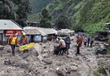 किश्तवाड़ में छह दिन से रेड अलर्ट, चेतावनियों के बावजूद लापरवाही बनी तबाही की वजह किश्तवाड़ में छह दिन से रेड अलर्ट, चेतावनियों के बावजूद लापरवाही बनी तबाही की वजह