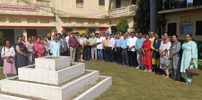 01 Punjab Government Aided School