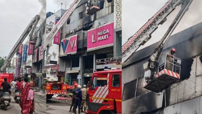 विशाल मेगा मार्ट में भयंकर आग, दमकल पहुंची मौके पर; आसपास की इमारतें खाली करवाईं