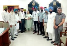 Medical Practitioners Association contributes ₹51,000 for flood victims The Medical Practitioners Association, Punjab (District Faridkot), made a humanitarian effort by handing over a cheque of