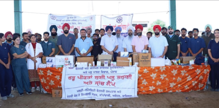 पशुपालन विभाग फाजिल्का और गुरु अंगद देव वेटरनरी एवं एनिमल साइंस यूनिवर्सिटी लुधियाना की ओर से गांव लाधूका के राहत कैंप में पशु कल्याण कैंप लगाया गया।