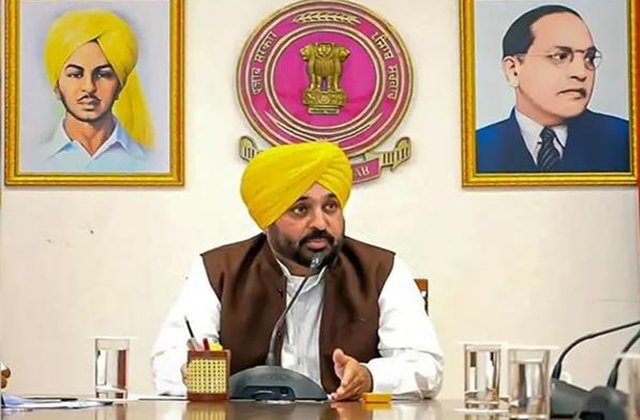 2025_8image_17_42_574955574cmmann जाब में बाढ़ से तबाही: किसानों के लिए CM भगवंत मान का बड़ा ऐलान, मुफ्त मिलेगा 2 लाख क्विंटल गेहूं बीज पंजाब इस समय बाढ़ आपदा की मार