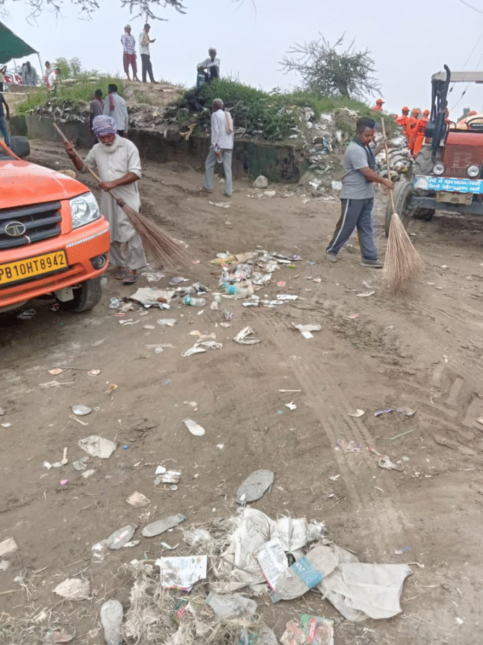 नगर परिषद फाजिल्का की ओर से कांवांवाली पत्तन बांध पर विशेष सफाई अभियान चलाया गया। ज़िले की डिप्टी कमिश्नर अमरप्रीत कौर संधू ने बताया कि यहां आसपास