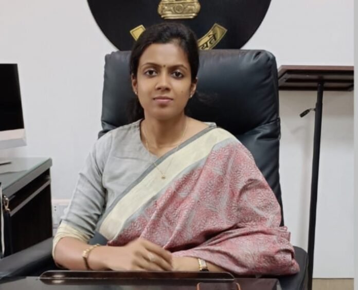 ज़िला मजिस्ट्रेट आशिका जैन ने भारतीय नागरिक सुरक्षा संहिता, 2023 की धारा 163 के अंतर्गत प्राप्त अधिकारों का प्रयोग करते हुए ज़िले में विभिन्न प्रतिबंधों के