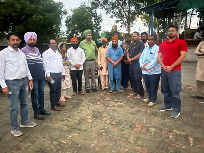 सिविल सर्जन ने बुढलाडा और बरेटा के बाढ़ प्रभावित