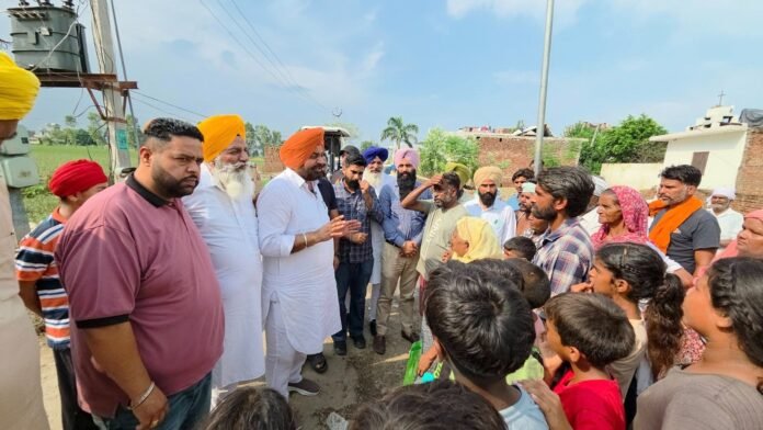 मुख्यमंत्री श्री भगवंत सिंह मान के नेतृत्व में पंजाब सरकार बाढ़ प्रभावित लोगों की मदद के लिए हर संभव प्रयास कर रही है। पंजाब सरकार के कैबिनेट मंत्री