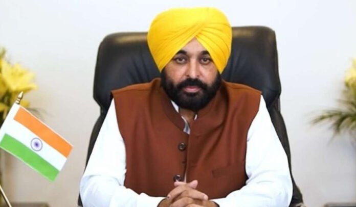 CM भगवंत मान की तबीयत बिगड़ी, केजरीवाल पहुंचे मुलाकात को