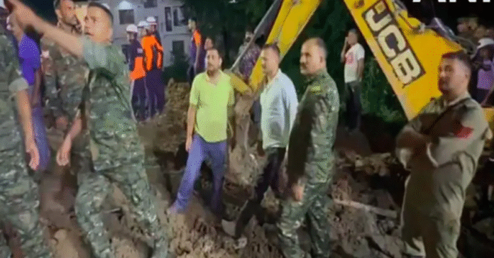 A massive landslide in the Jangambag area of Sundernagar subdivision, Mandi district (Himachal Pradesh), claimed seven lives,
