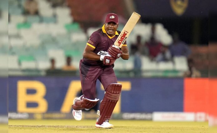 tok1b9b_brian-lara_625x300_16_March_25 56 की उम्र में ब्रायन लारा की धुआंधार बल्लेबाजी, बचपन की टीम को दिलाई जीत