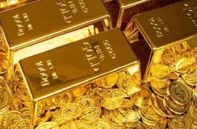 2025_10image_14_24_556110212gold सोना-चांदी हुआ सस्ता, जानिए कीमतों में आई अचानक गिरावट की असली वजह