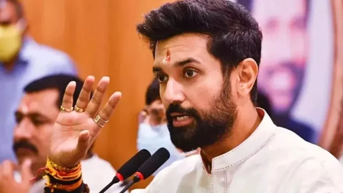 अकेले मैदान में LJP का दमखम: सीट बंटवारे से पहले बिहार में चिराग फैक्टर के खिलाफ दिखाया ताकत