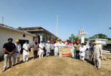 बटाला में किसानों के लिए पराली प्रबंधन जागरूकता कैंप आयोजित, पराली जलाने से बचने की अपील डिप्टी कमिश्नर गुरदासपुर श्री दलविंदरजीत सिंह के निर्देशों के तहत एस.डी.एम. बटाला विक्रमजीत सिंह पांथे की अगुवाई में कृषि और किसान भलाई विभाग,