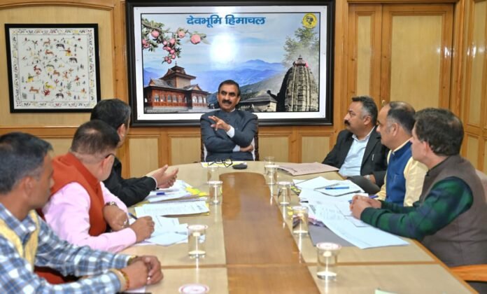  स्कूल के भवन व बच्चों की वर्दी का अलग होगा रंग मुख्यमंत्री ठाकुर सुखविंद्र सिंह सुक्खू ने आज शिक्षा विभाग की एक समीक्षा बैठक