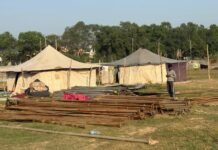 श्री आनंदपुर साहिब में रोज़ाना 12 हज़ार श्रद्धालुओं के ठहरने के लिए टेंट सिटी का निर्माण शुरू: सौंद श्री आनंदपुर साहिब में रोज़ाना 12 हज़ार श्रद्धालुओं के ठहरने के लिए टेंट सिटी का निर्माण शुरू: सौंद