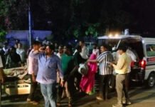 सवाई मानसिंह अस्पताल के ICU में आग के बाद का भयावह दृश्य, पूरे अस्पताल परिसर में पसरा मातम सवाई मानसिंह अस्पताल के ICU में आग के बाद का भयावह दृश्य, पूरे अस्पताल परिसर में पसरा मातम