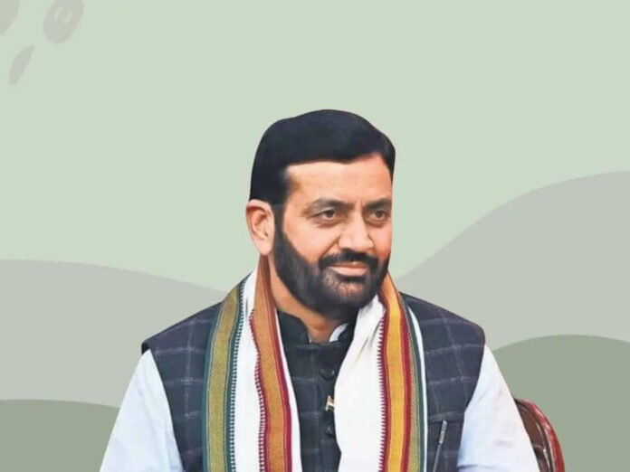 चंडीगढ़। हरियाणा के वरिष्ठ आईपीएस अधिकारी वाई. पूरन कुमार की आत्महत्या मामले में अफसरशाही में हलचल मची हुई है। उनकी