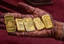 US से बुरी खबर के बाद सोना ₹1,600 सस्ता, क्या अभी है खरीदने का सही समय? US से बुरी खबर के बाद सोना ₹1,600 सस्ता, क्या अभी है खरीदने का सही समय?