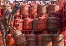 भारत-अमेरिका LPG डील: 2026 में 10% आयात बढ़ेगा, हरदीप पुरी बोले—उज्ज्वला उपभोक्ताओं को मिलेगी बड़ी राहत भारत-अमेरिका LPG डील: 2026 में 10% आयात बढ़ेगा, हरदीप पुरी बोले—उज्ज्वला उपभोक्ताओं को मिलेगी बड़ी राहत