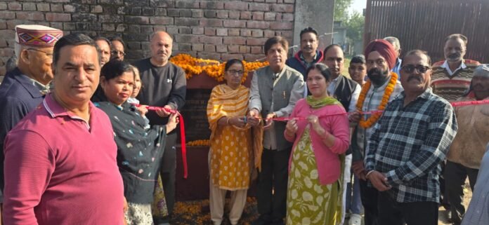 factrecorder 10.53 लाख रुपए की लागत से सड़क का होगा विकास - लोगों की लंबे समय से चली आ रही मांग हुई पूरी