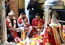 उपराष्ट्रपति सी.पी. राधाकृष्णन ने शक्तिपीठ मां भद्रकाली मंदिर में किया पूजन, देशवासियों के सुख, शांति और समृद्धि की करी कामना उपराष्ट्रपति सी.पी. राधाकृष्णन ने शक्तिपीठ मां भद्रकाली मंदिर में किया पूजन, देशवासियों के सुख, शांति और समृद्धि की करी कामना