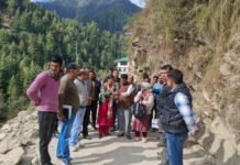 एनडीएमए विशेषज्ञ टीम ने सेराज क्षेत्र के आपदा प्रभावित इलाकों का किया निरीक्षण पुनर्वास और बुनियादी ढांचे के पुनर्निर्माण की प्रगति का किया मूल्यांकन राष्ट्रीय आपदा प्रबंधन प्राधिकरण (एनडीएमए) की क्षेत्रीय विशेषज्ञ टीम आपदा पश्चात आवश्यकता आकलन (पीडीएनए) 2025 के तहत मंडी जिले के दौरे पर है।