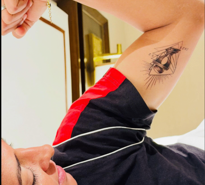 हरमन का प्यार भरा टैटू वायरल, बोलीं