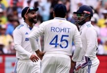 “भारत के लिए खेलना है तो पहले घरेलू क्रिकेट खेलो” -कोहली और रोहित को BCCI का सख्त संदेश “भारत के लिए खेलना है तो पहले घरेलू क्रिकेट खेलो” -कोहली और रोहित को BCCI का सख्त संदेश