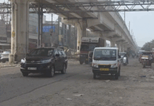 दिल्ली में दूसरे राज्यों के पुराने और BS-3 कमर्शियल वाहनों की एंट्री पर पूरी तरह रोक दिल्ली में दूसरे राज्यों के पुराने और BS-3 कमर्शियल वाहनों की एंट्री पर पूरी तरह रोक