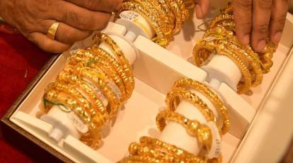 factrecorder Gold-Silver Price Today: Slight decline in gold and silver prices, know the price of 10 grams oaGold-Silver Price Today: सोने-चांदी के भाव में हल्की गिरावट, जानें आपके शहर में 10 ग्राम गोल्ड की कीमतf gold in your city