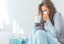 मौसम बदलते ही बढ़ता है वायरल बुखार का खतरा, मजबूत इम्यूनिटी के लिए अपनाएं ये आसान उपाय मौसम बदलते ही बढ़ता है वायरल बुखार का खतरा, मजबूत इम्यूनिटी के लिए अपनाएं ये आसान उपाय