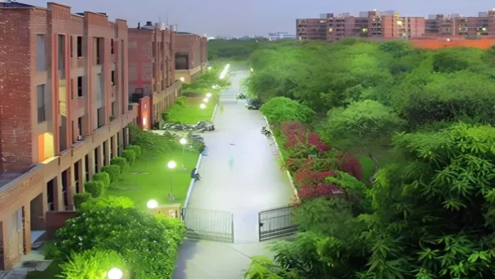 जेएनयू ने जारी की सुरक्षा एडवाइजरी, छात्रों को परिसर में आई-कार्ड साथ रखने और सतर्क रहने की सलाह