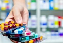 बिना जांच और डॉक्टर की सलाह एंटीबायोटिक लेना पड़ सकता है भारी: जानिए सेहत पर इसके गंभीर नुकसान