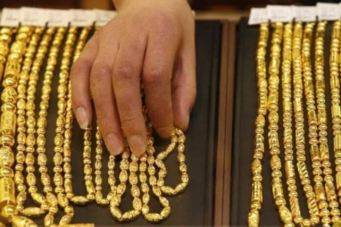 Gold-Silver Price Today: सोना सस्ता हुआ या महंगा? जानें आज 10 ग्राम गोल्ड का ताजा भाव